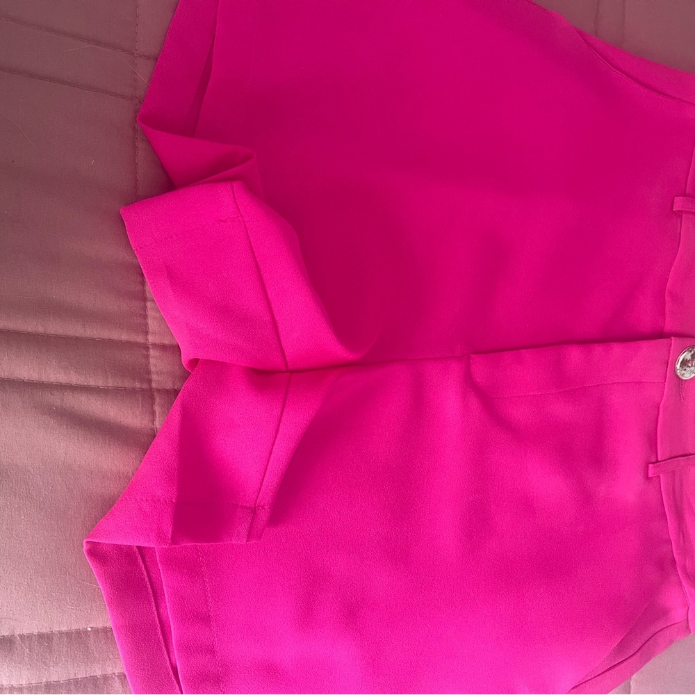 Women’s pink shorts. High Waisted - Picture 3 of 6